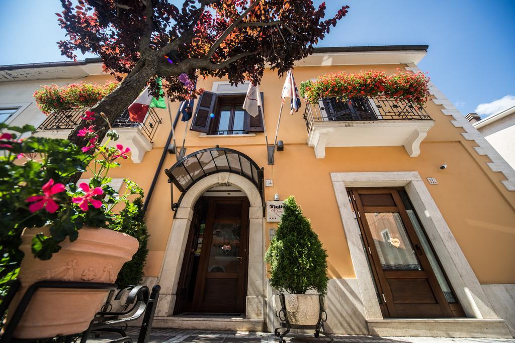 Hotel Il Tiglio (Adults Only) Castel Di Sangro Exterior photo